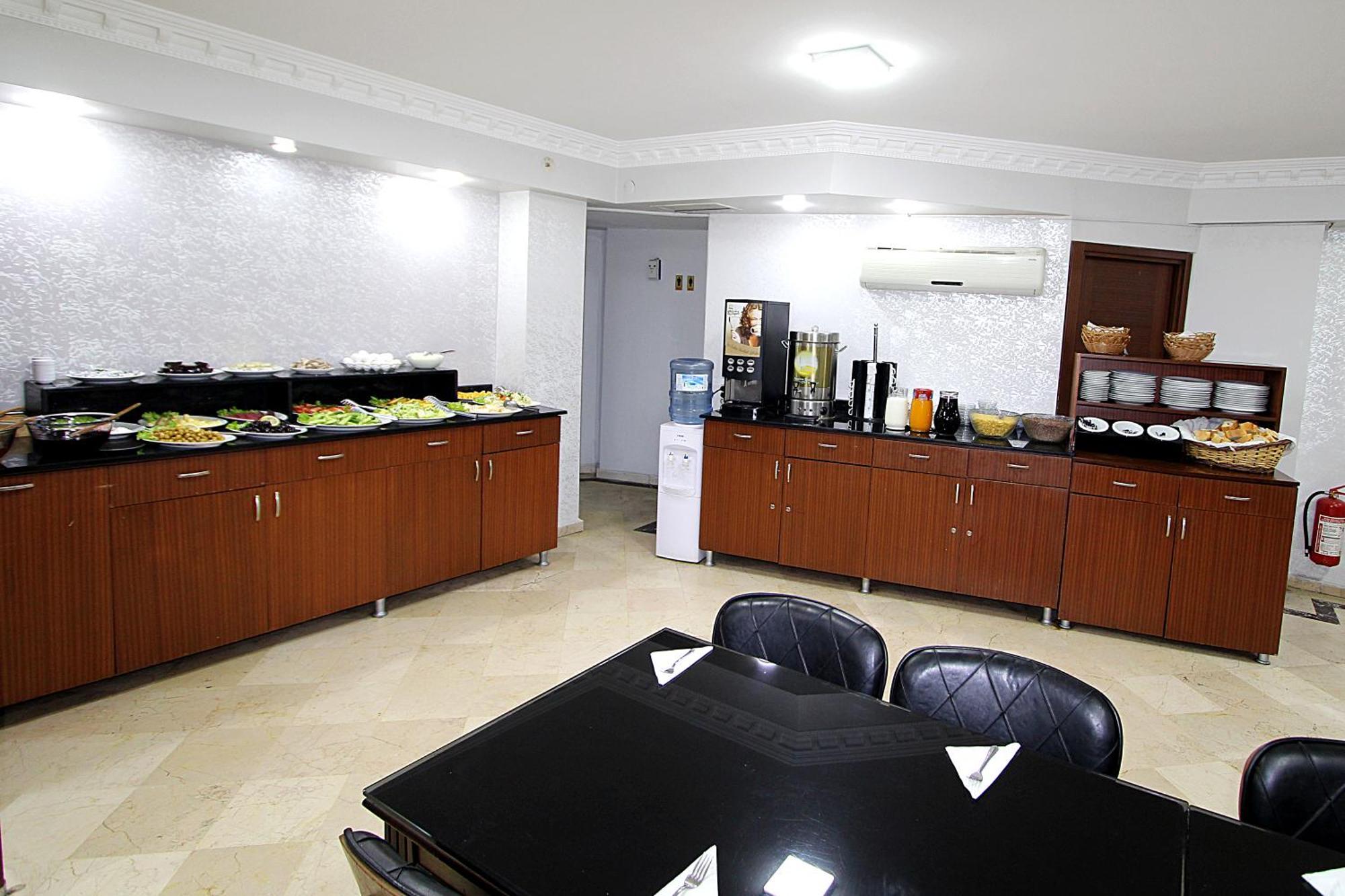 Lyon Hotel Κωνσταντινούπολη Εξωτερικό φωτογραφία